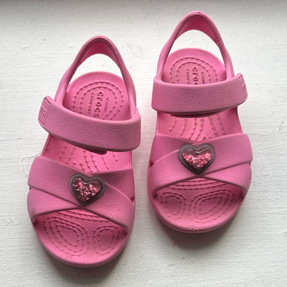 CROCS Pink Heart Kids Sandals